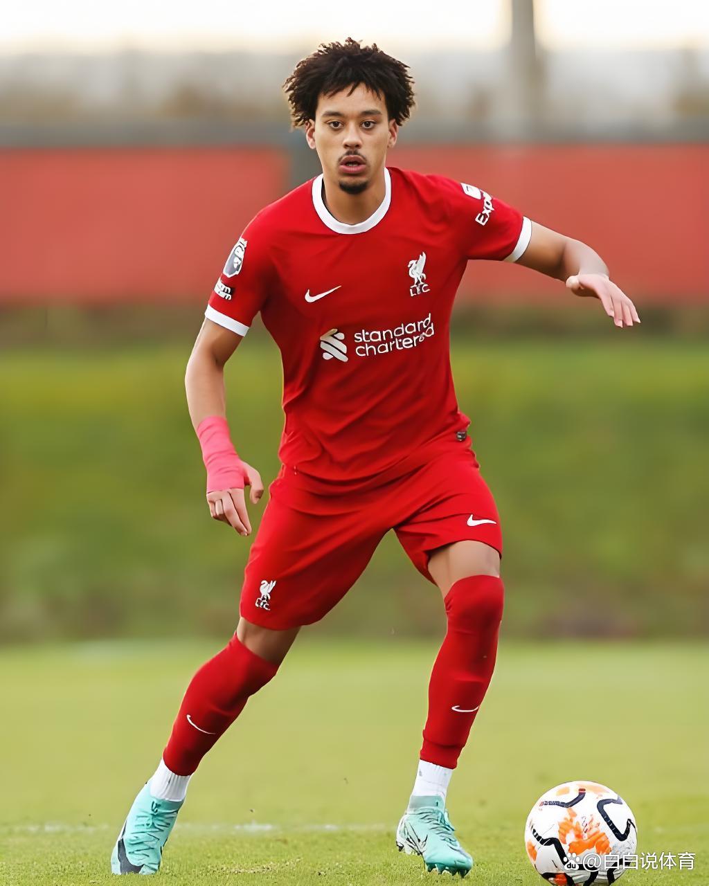 bet365体育团队-利物浦青训球员获得机会，为球队注入新活力的简单介绍